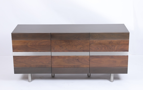 Beli Custom Living Room Buffet Cabinet With 3 Doors Stainless Steel Metal Base pembuatan online