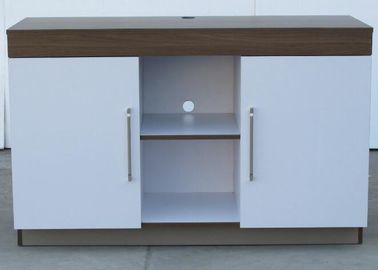 Harga yang bagus White Color Hotel Microwave Fridge Cabinet HPL Top With Side Mounted on line