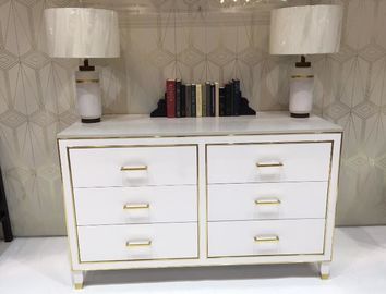 Harga yang bagus White High Gloss Hotel Room Dresser 6 Drawers With Metal Strip , PU Lacquer Paint on line
