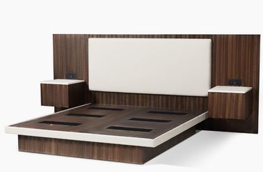 Harga yang bagus King Size Dark Zebra Wood Veneer Luxury Hotel Bedroom Furniture With Upholstered Headboard on line