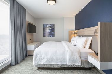 Harga yang bagus Wooden Luxury Hotel Bedroom Furniture High Pressure Laminate HPL Casegoods on line
