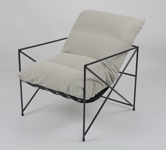 Indoor Feather Filling 73cm Height Contemporary Lounge Chairs 1